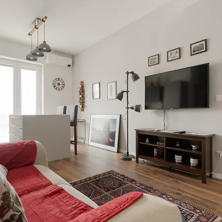 Guesthost - Cenisio Cozy Flat Near Mm5 * Milan